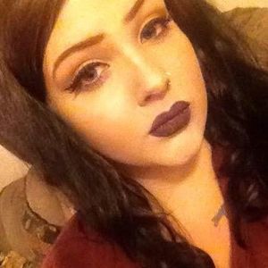 Meet your Posher, Carly