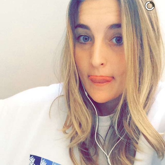 Meet your Posher, Livia