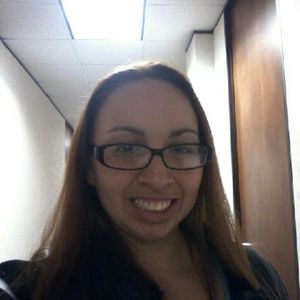 Meet your Posher, Andrea