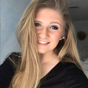 Meet your Posher, Kara