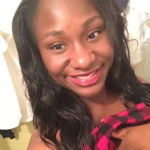 Meet your Posher, Taisha