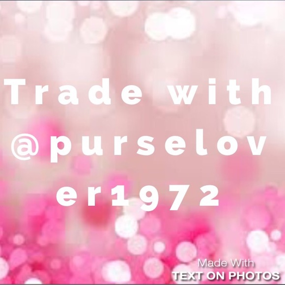 14k white gold diamond stud heart earrings