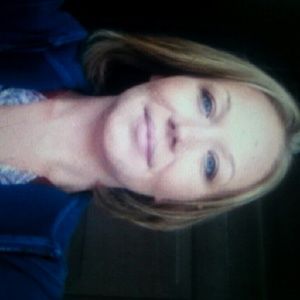 Meet your Posher, Deseree