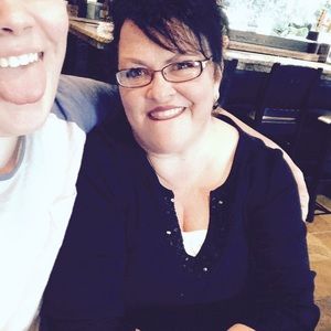 Meet your Posher, Cynthia