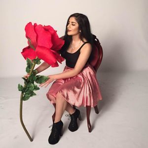 Meet your Posher, Christina