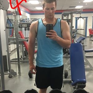 Meet your Posher, Aaron