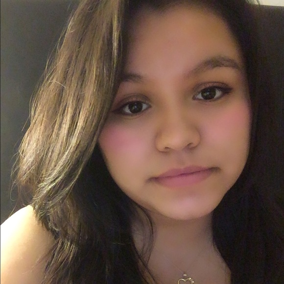 Meet your Posher, Flor - Picture 1 of 1