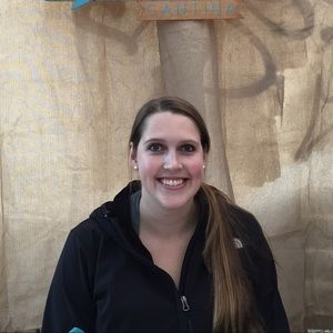 Meet your Posher, Dana