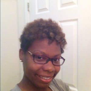 Meet your Posher, Celia