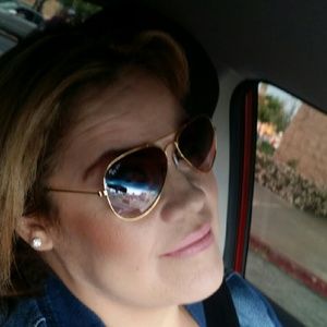 Meet your Posher, Fabiola