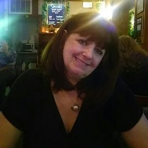 Meet your Posher, Anne