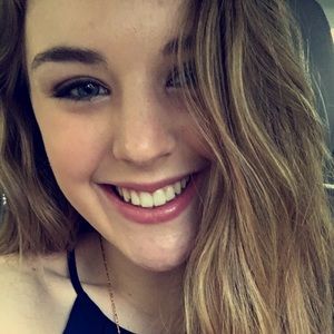 Meet your Posher, Mckenzie