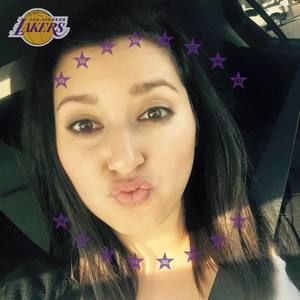 Meet your Posher, Chrystal