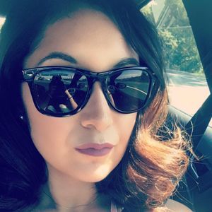 Meet your Posher, Fabiola