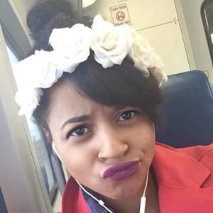 Meet your Posher, Simone