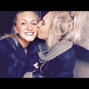 Meet your Posher, Mala