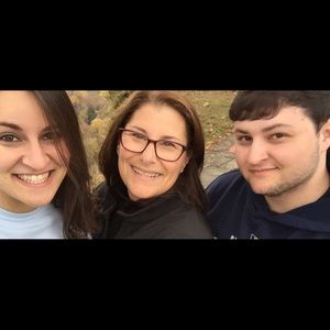 Meet your Posher, Robin