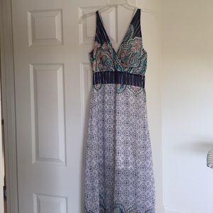 Maxi length dress