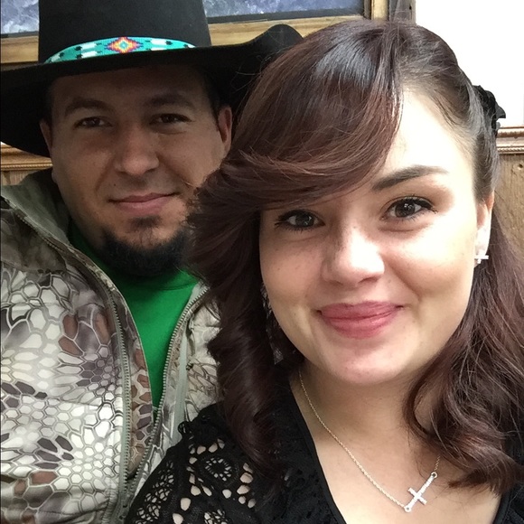 Meet your Posher, Kim - Picture 1 of 1