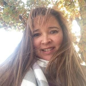 Meet your Posher, Diana