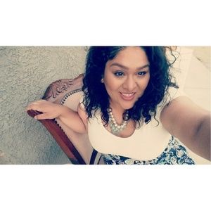 Meet your Posher, Yvonne