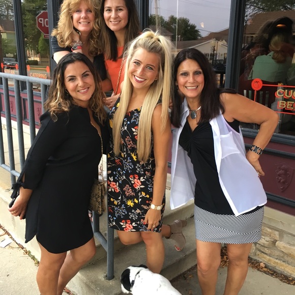 Meet your Posher, Gianna - Picture 4 of 8