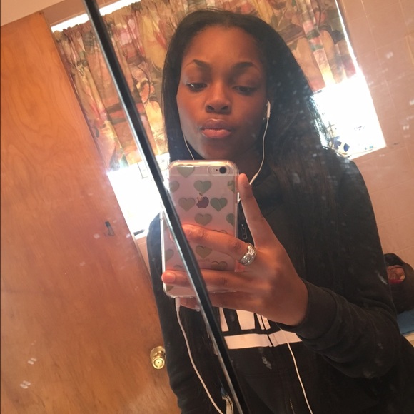 Meet your Posher, Shayde'