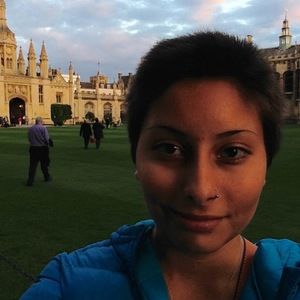 Meet your Posher, Antonia