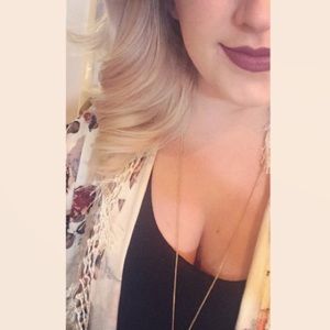 Meet your Posher, Dayna