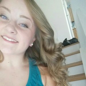 Meet your Posher, Kaitlin