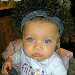 Meet your Posher, Delanne