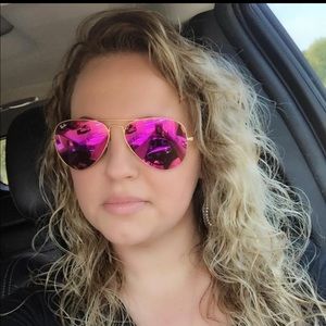 Meet your Posher, Brandy