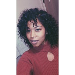 Meet your Posher, Aviance