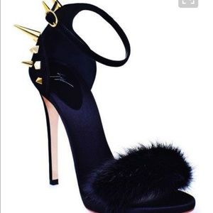 Meet your Posher, Janet