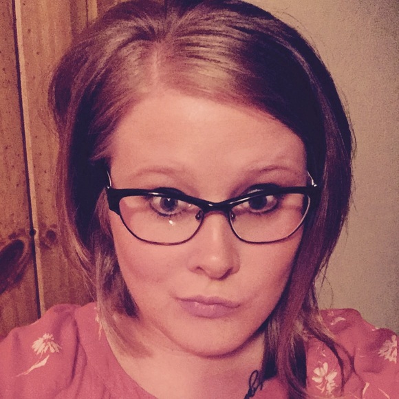 Meet your Posher, Stacia