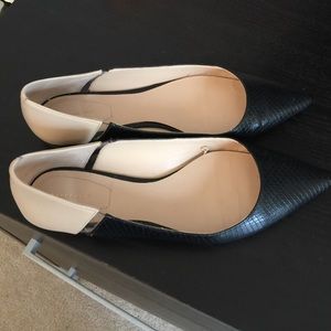 Zara Black pointed flats