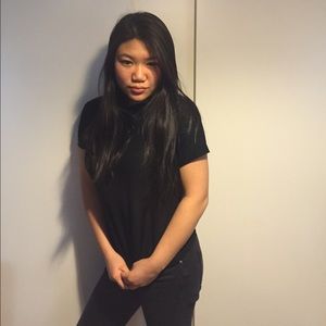 Meet your Posher, Lia