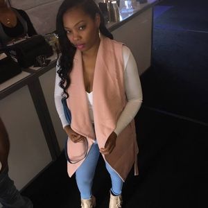 Meet your Posher, Martine