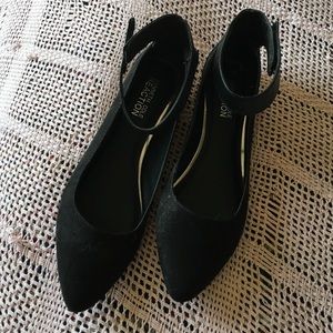 Kenneth Cole "Reaction" ankle strap flats