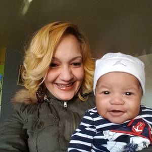 Meet your Posher, Elizabeth