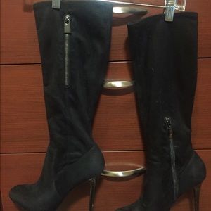 Guess suede black boots