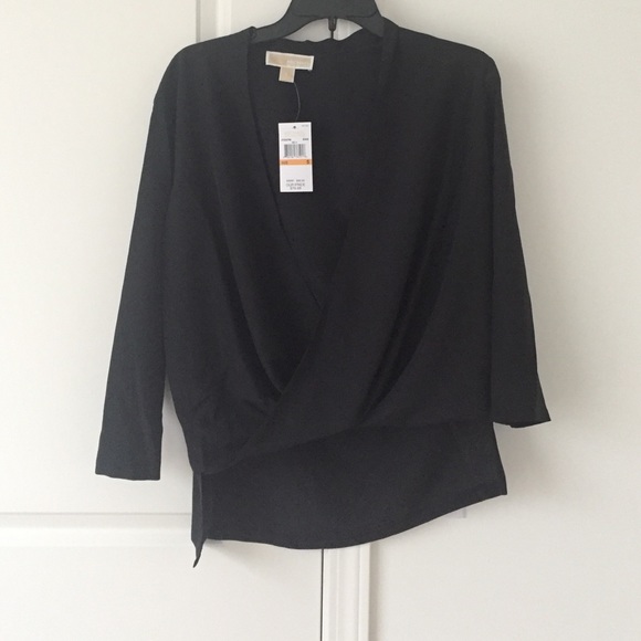 NWT Michael Kors 3/4 sleeves black top - Picture 1 of 2