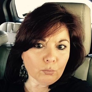 Meet your Posher, Carmen