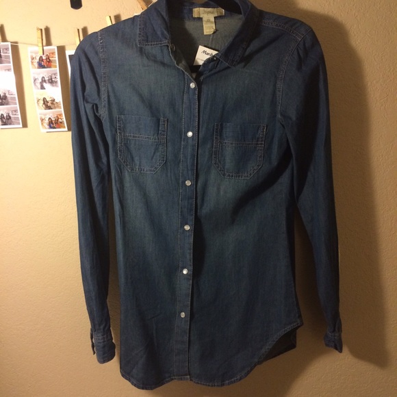 NWT Denim Jacket - Picture 2 of 3