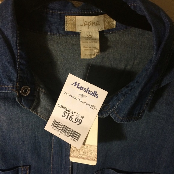 NWT Denim Jacket - Picture 3 of 3