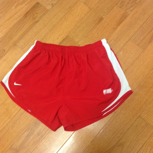 Nike Dri-Fit North Carolina State - Picture 1 of 3