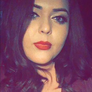 Meet your Posher, Norma