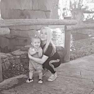 Meet your Posher, Stephanie