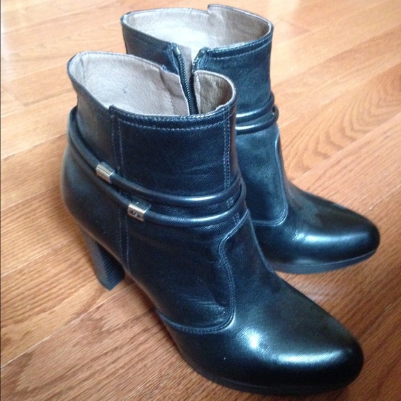 Nero Giardini Heels NWOT