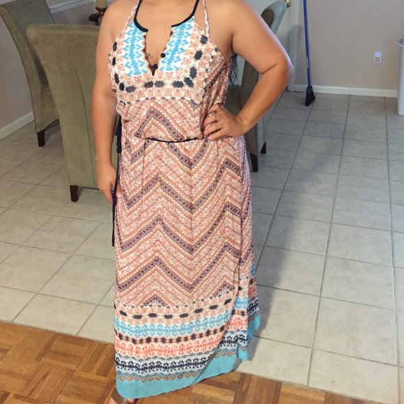 Long nice day out dress - Picture 1 of 3